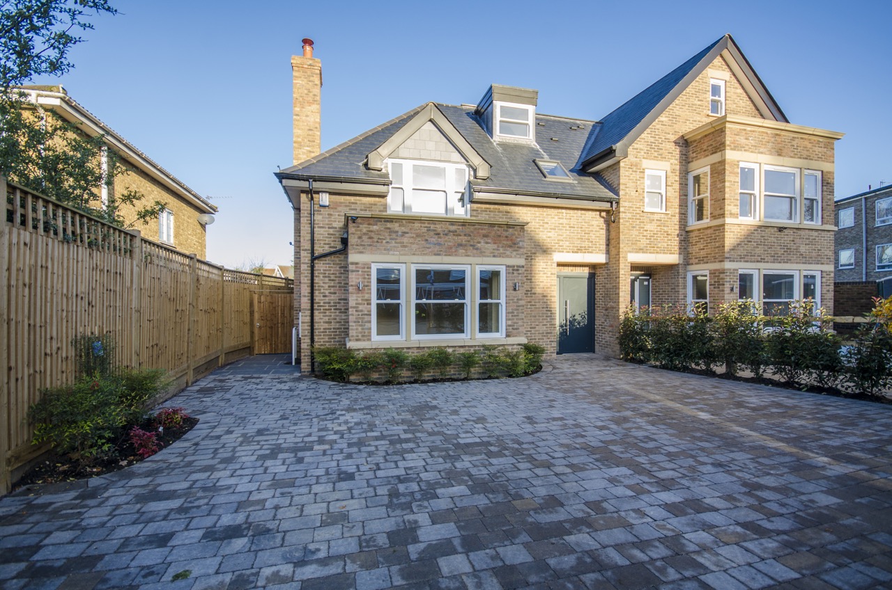 Development in Pine Grove, Weybridge, Surrey Javlin